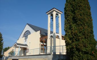 Kostol Svätého Jozefa, robotníka v Podmaníne – Považská Bystrica