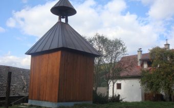 Stará zvonica v Plevníku-Drienovom
