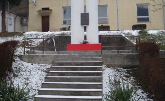 Pomník obetiam SNP v Bodinej
