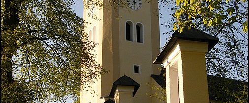 Kalvária v Pružine pri kostole
