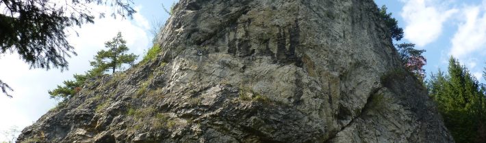 Moštenská skala v Dolnom Moštenci – Považská Bystrica