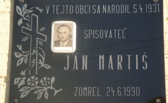 Pamätná tabuľa Jánovi Martišovi v Mojtíne