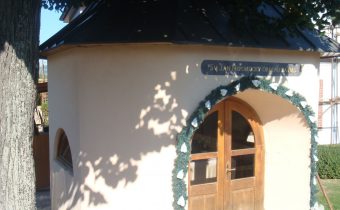 Kaplnka svätého Jána Nepomuckého v Hloži – Beluša