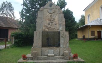 Pomník obetiam vojen v Lysej pod Makytou