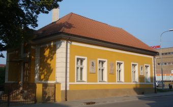 Budova evanjelickej fary v Púchove