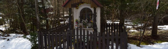 Kaplnka Panny Márie pod osadou Chumchálovce – Papradno