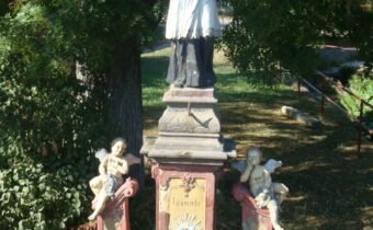 Socha svätého Jána Nepomuckého v Košeci