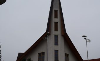 Kostol nanebovzatia Panny Márie vo Veľkom Kolačíne – Nová Dubnica
