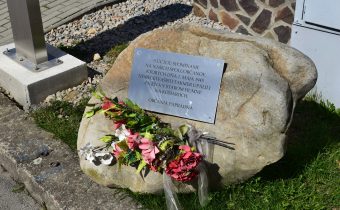 Pamätník na udalosť v Papradne