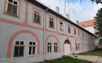Kláštor františkánov v Pruskom