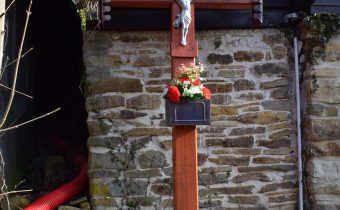 Kríž v osade Horný Podžiar – Papradno