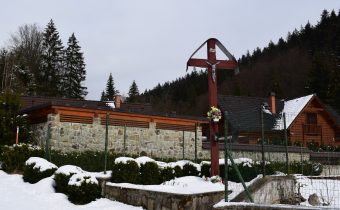 Kríž v Podjavorníku – Papradno