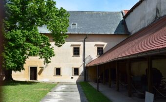 Kúria Ambrovec v Beckove