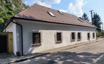 Meštiansky dom Altusovec – Beckov