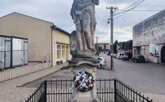 Socha svätého Floriána v Čachticiach