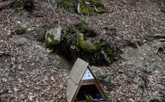 Studnička v osade U Matejov – Papradno