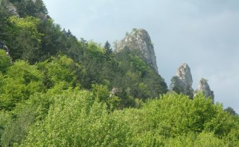 Babky – Červený Kameň