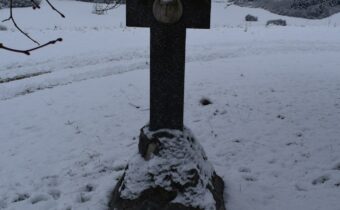 Kríž nad lokalitou Podstráň – Prečín