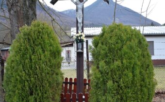 Kríž v juhovýchodnej časti obce Tŕstie – Dolný Lieskov