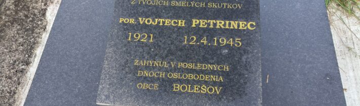 Hrob Vojtecha Petrinca v Bolešove
