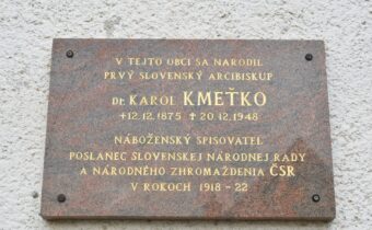 Pamätná tabuľa Karolovi Kmeťkovi vo Veľkých Držkovciach