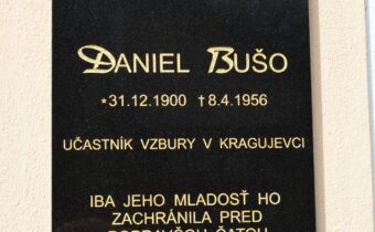 Pamätná tabuľa Danielovi Bušovi v Bošáci