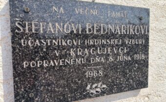 Pamätná tabuľa Štefanovi Bednárikovi v Beckove