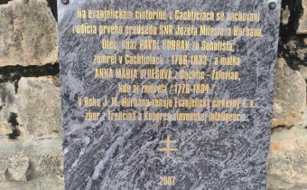 Pamätná tabuľa rodičov Jozefa Miloslava Hurbana v Čachticiach