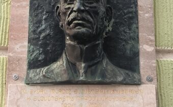 Pamätná tabuľa Michala Šimonoviča v Myjave