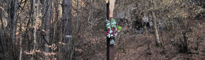 Kríž v doline Jasenová – Dolný Lieskov