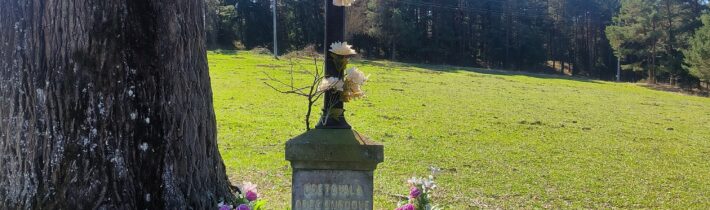 Kríž v lokalite Valáškov lán – Ďurďové